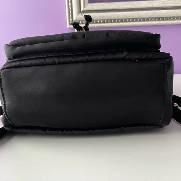 Medium size backpack with cheetah print lining - Picture 8 of 9